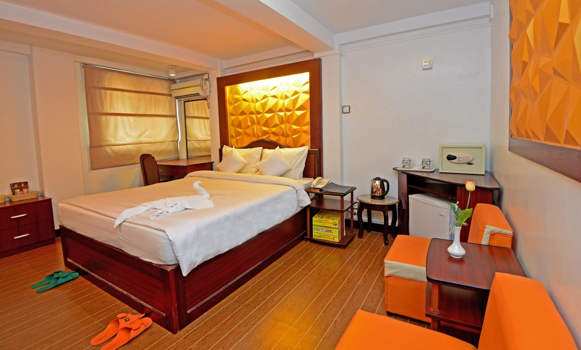 โรงแรมโคลเวอร์ โรงแรม 3*