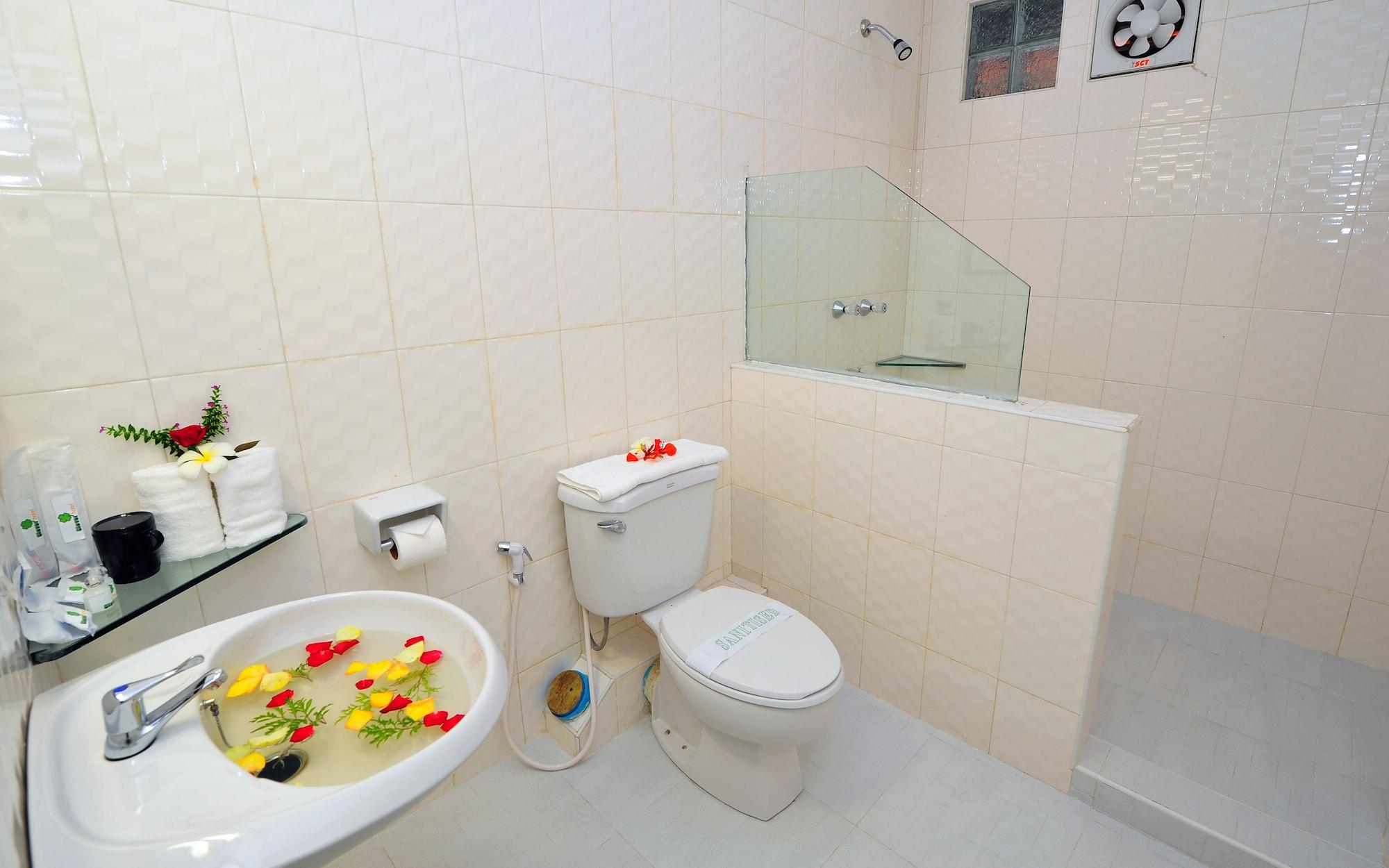 Hotel Clover Yangon