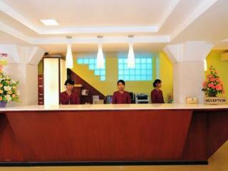 Clover 3* Yangon