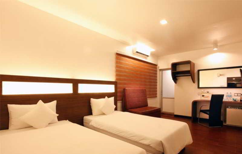Hotel Clover Yangon