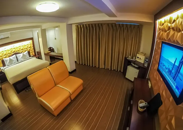 โรงแรมโคลเวอร์