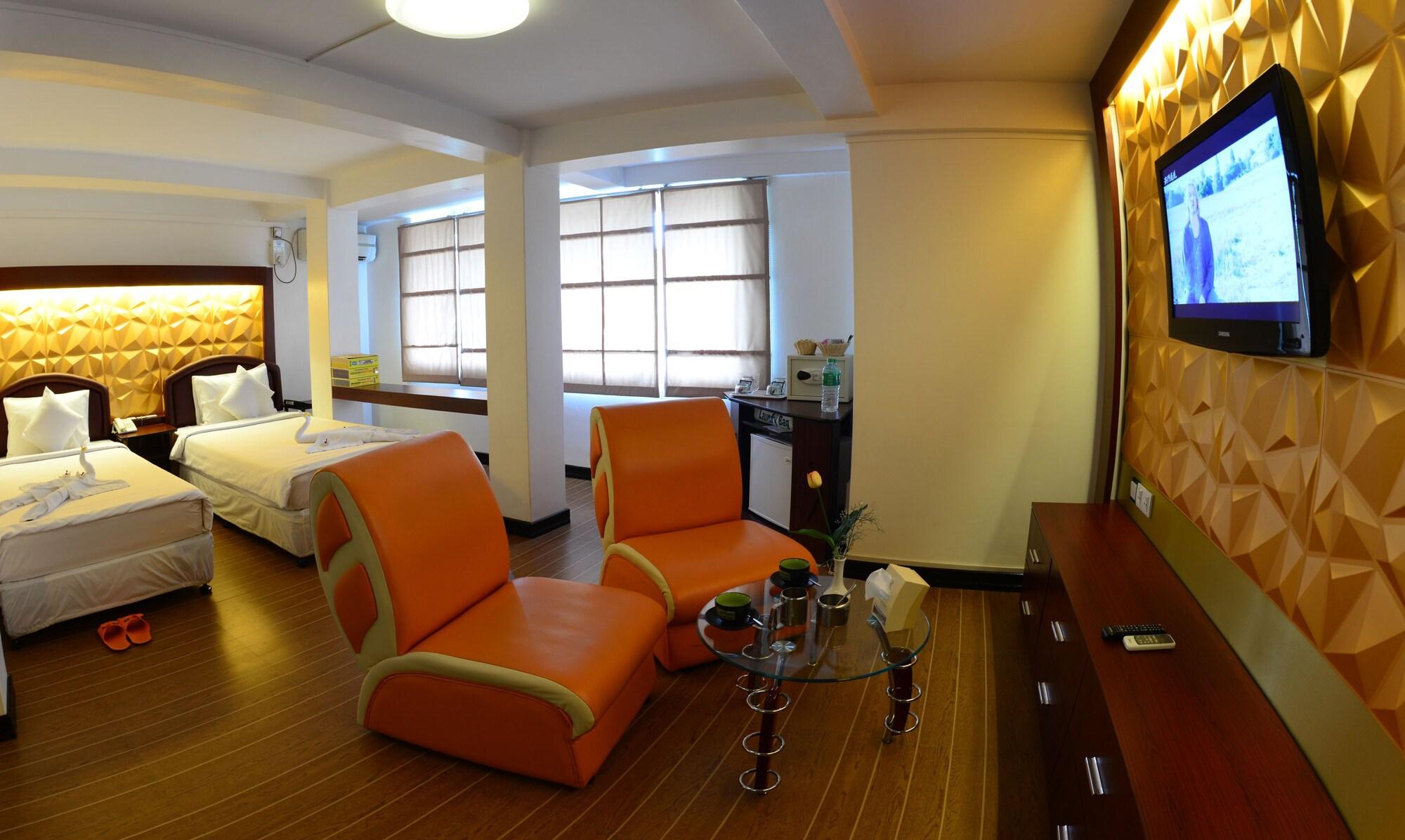 โรงแรมโคลเวอร์ โรงแรม 3*