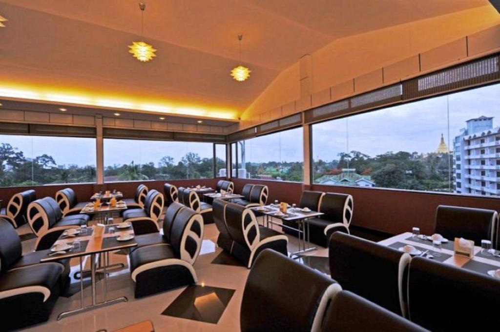 โรงแรมโคลเวอร์ โรงแรม ย่างกุ้ง