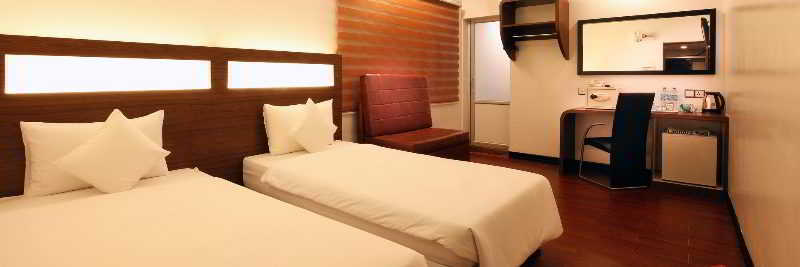 โรงแรมโคลเวอร์ โรงแรม